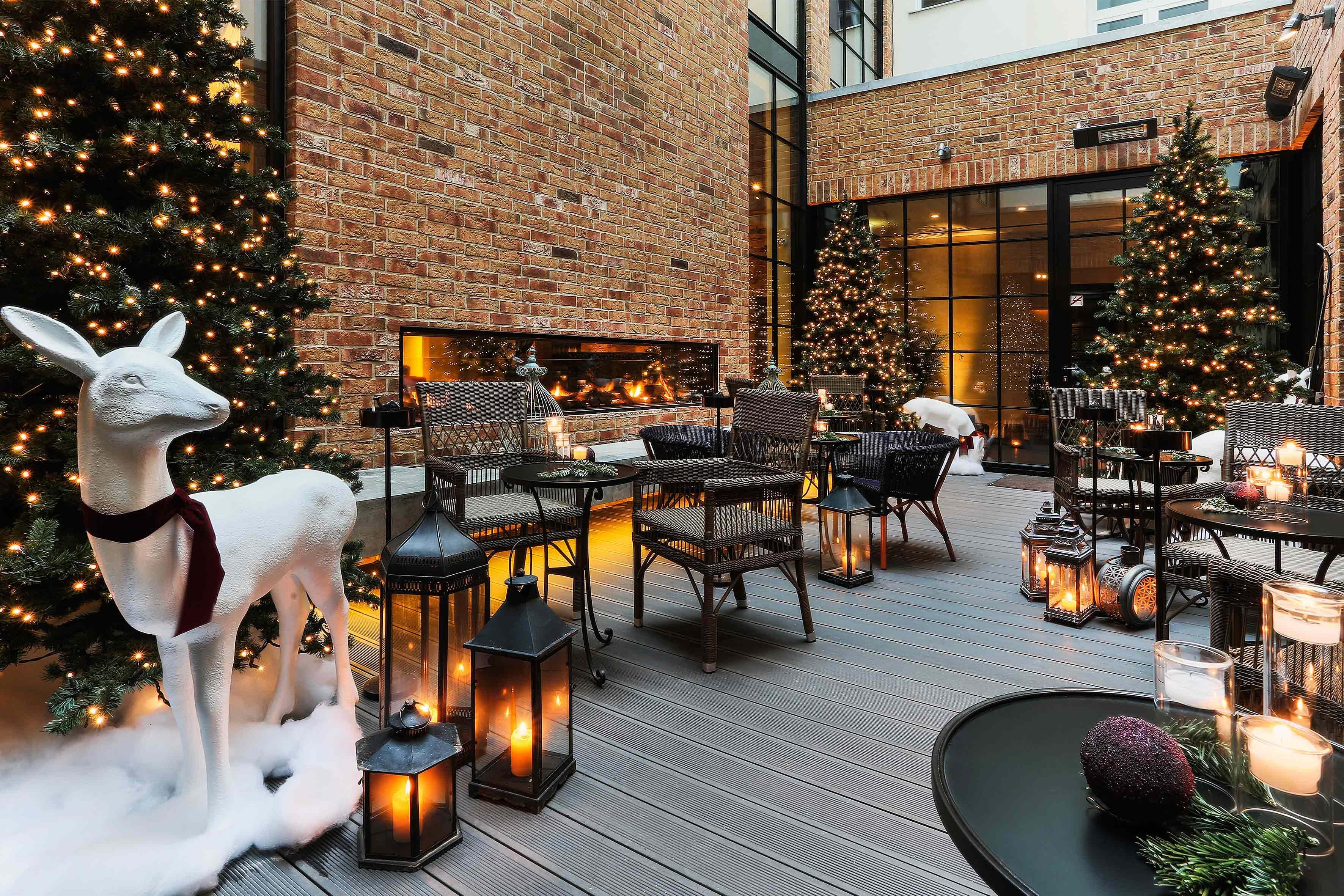 Hotel Zoo Berlin Dış mekan fotoğraf The courtyard at the hotel